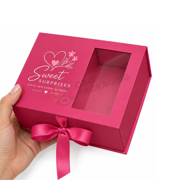 empty gift boxes